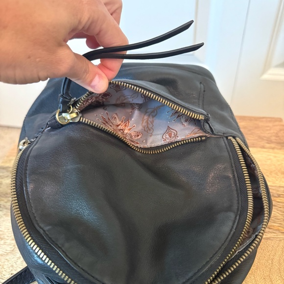 HOBO Mini Backpack or Purse (2 in 1) - Picture 8 of 8